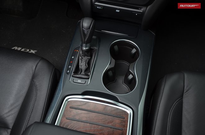 Acura MDX интерьер