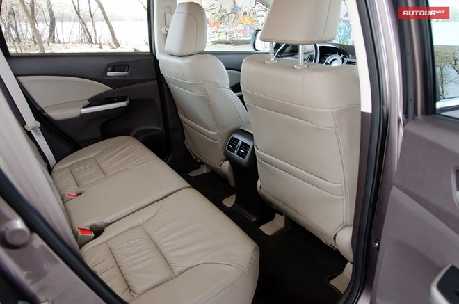 Honda CR-V интерьер