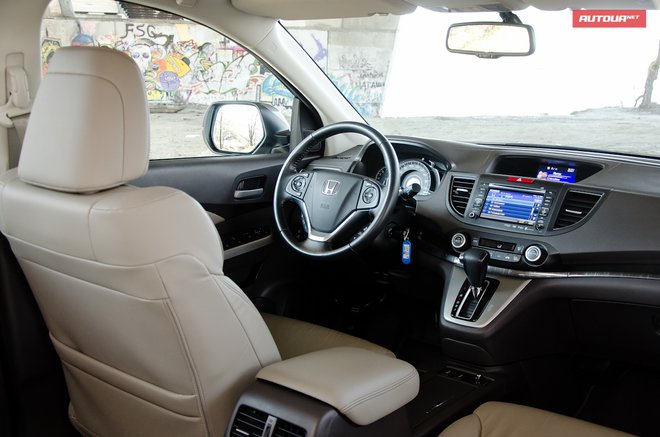 Honda CR-V интерьер