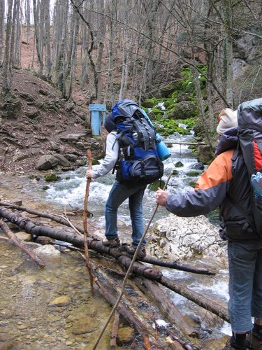 Держим равновесие.