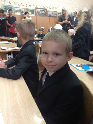 шось забагато людей