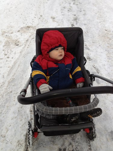 конртролює будивництво