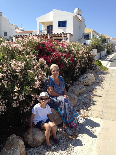 гарні квіти. гарні люди. чудовий відпочинок