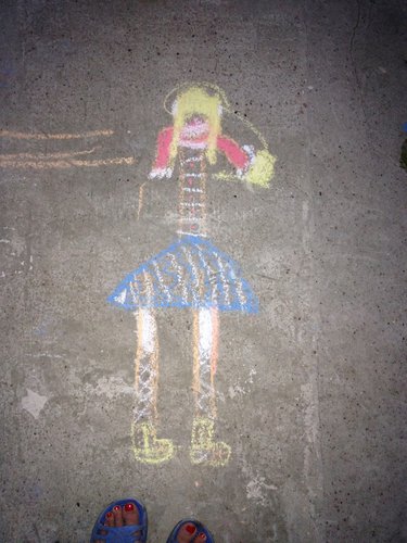 Захар намалював батьків. Ні це не німб, це навушники від афоні