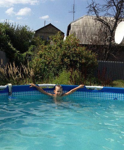 лааай - лааай.....лай-лай-ла-ла -ла-ла-ла-ла!(с.)