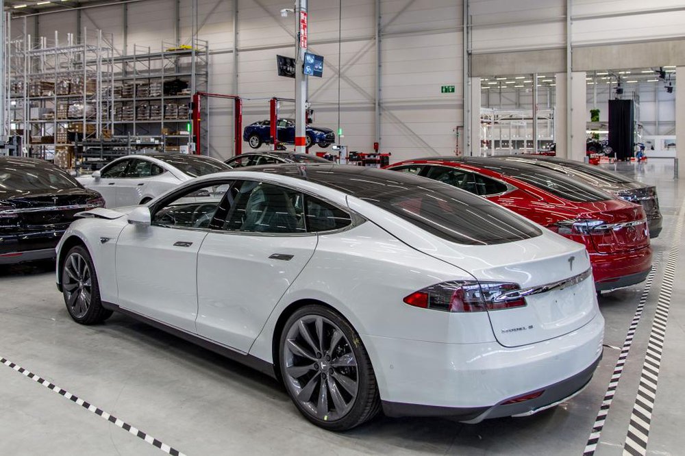 tesla model s в тилбурге tesla model s в тилбурге
