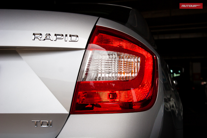 Skoda Rapid задние фонари