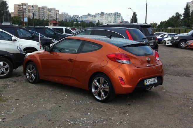 Hyundai Veloster