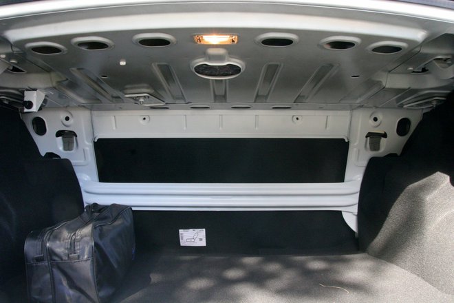 Renault Logan багажник